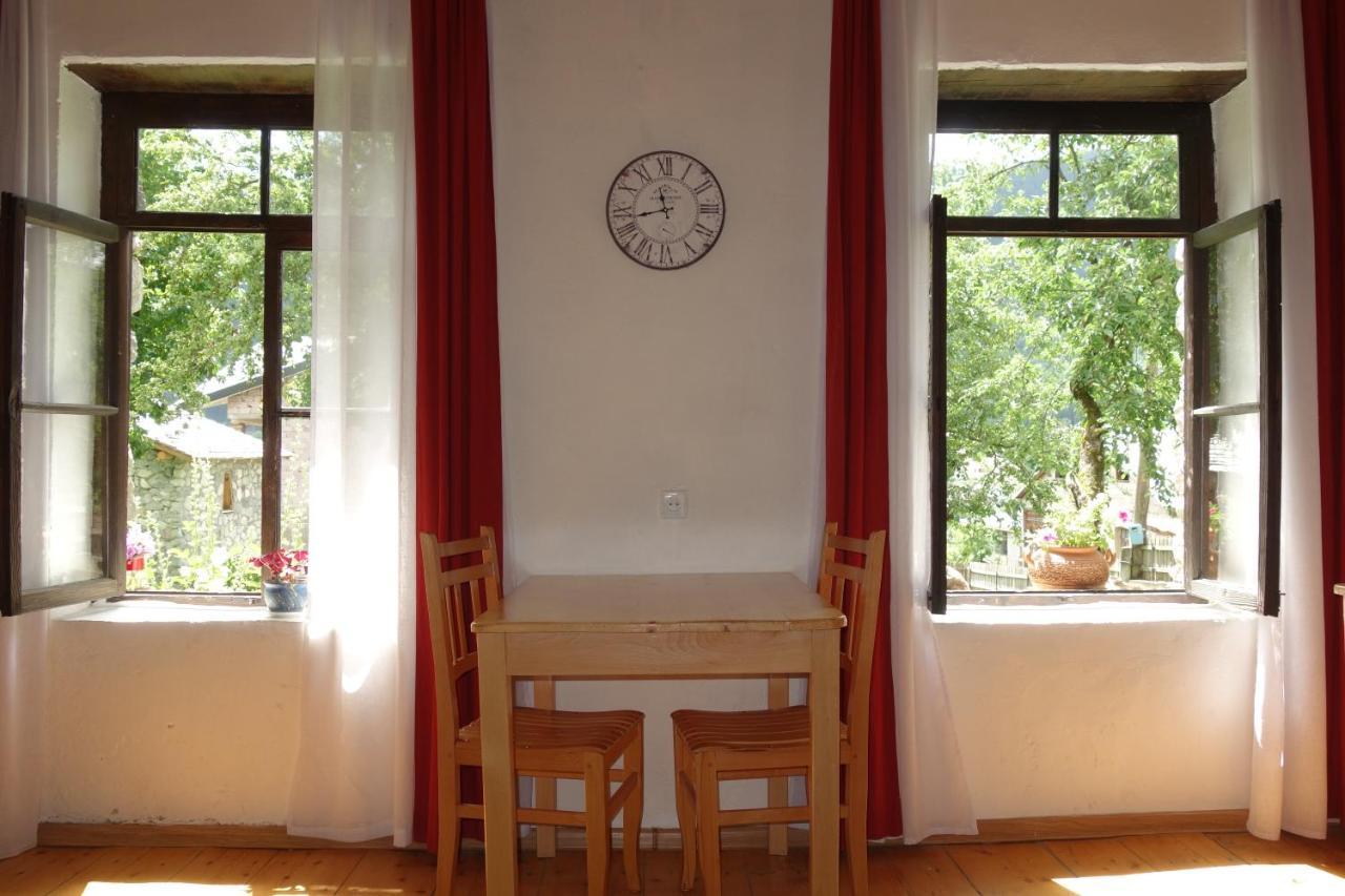 Guesthouse Mountain View Mestia Buitenkant foto