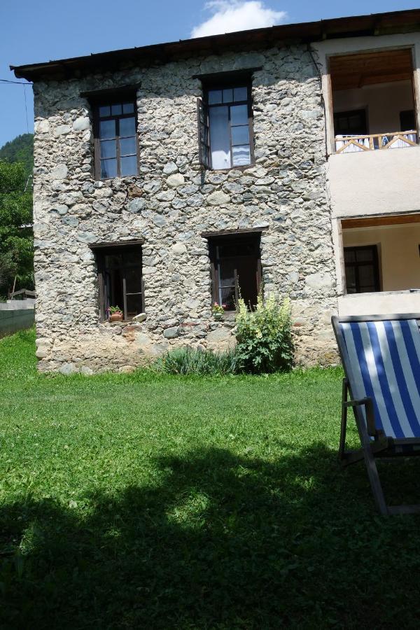 Guesthouse Mountain View Mestia Buitenkant foto