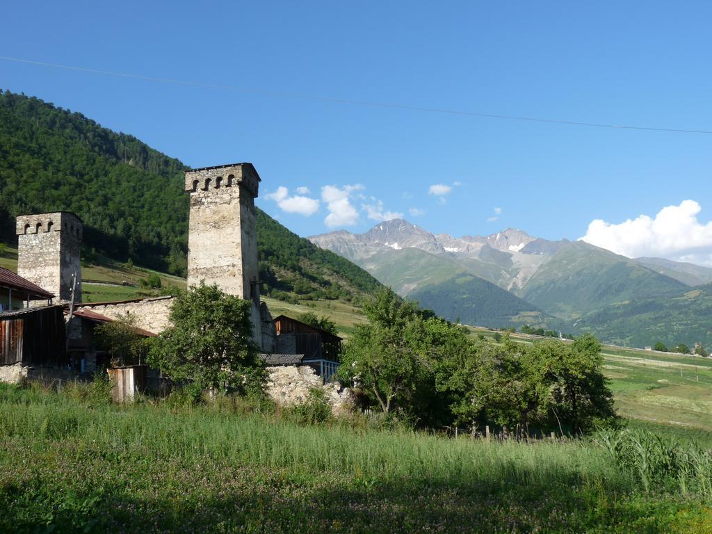 Guesthouse Mountain View Mestia Buitenkant foto