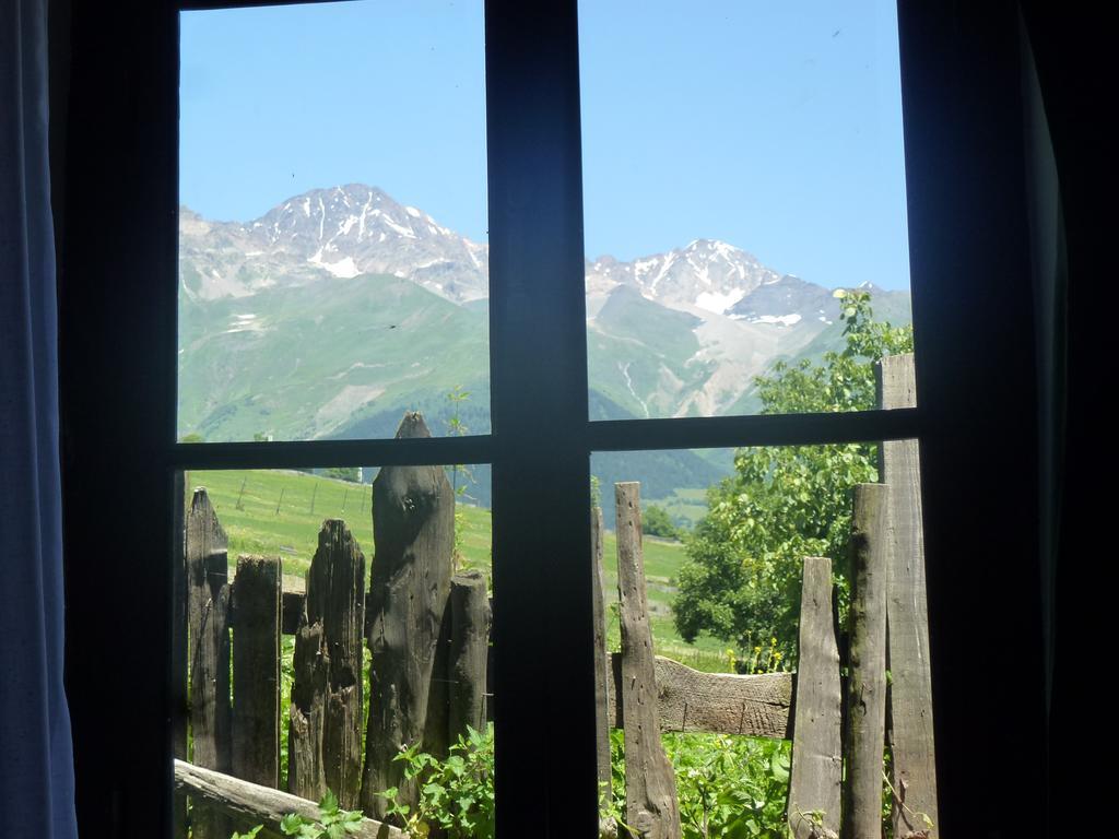 Guesthouse Mountain View Mestia Buitenkant foto